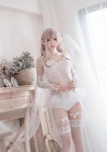 局长揉着秘书的双乳在线观看