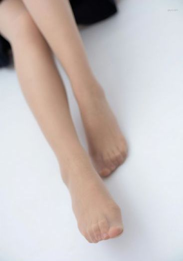公交车强摁做开腿呻吟h动漫视